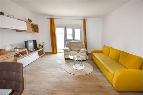 Apartment A1, for 6 persons
