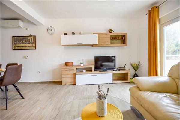 Apartment A1, for 6 persons