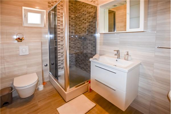 Apartment A1, for 6 persons