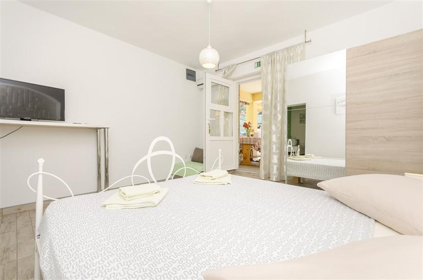 Apartment A1, for 2 persons
