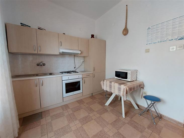 Apartment A1, for 5 persons