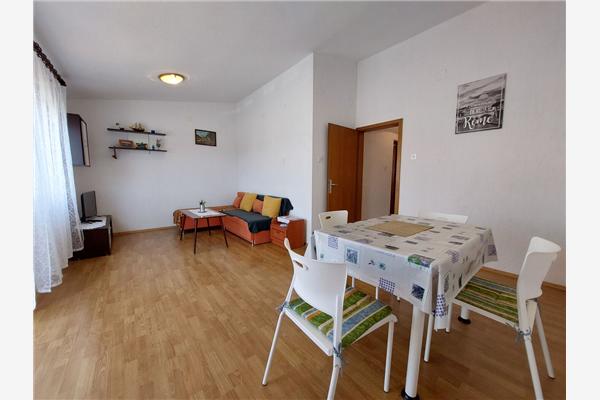 Apartment A2, for 5 persons
