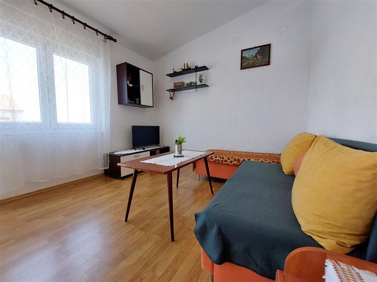 Apartment A2, for 5 persons