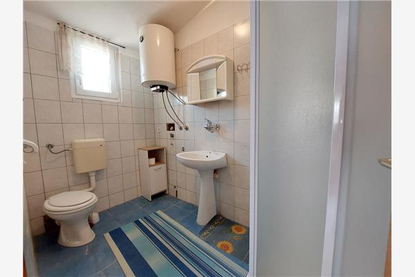 Apartment A2, for 5 persons