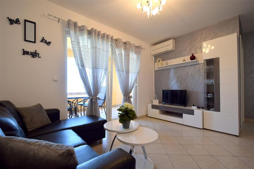 Apartment A1, for 4 persons