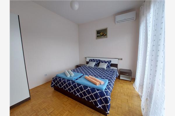 Ferienwohnung A1, für 8 Personen