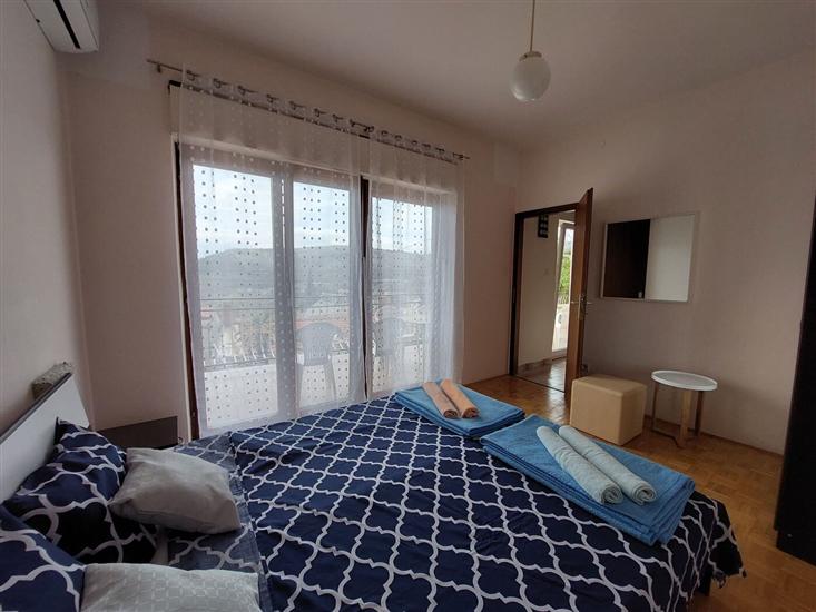 Ferienwohnung A1, für 8 Personen