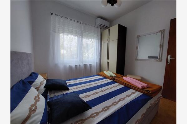 Ferienwohnung A1, für 8 Personen