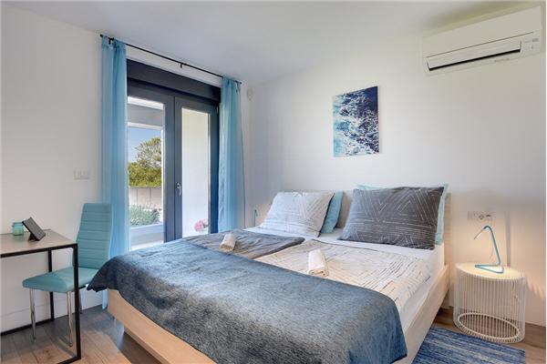 House K1, for 8 persons