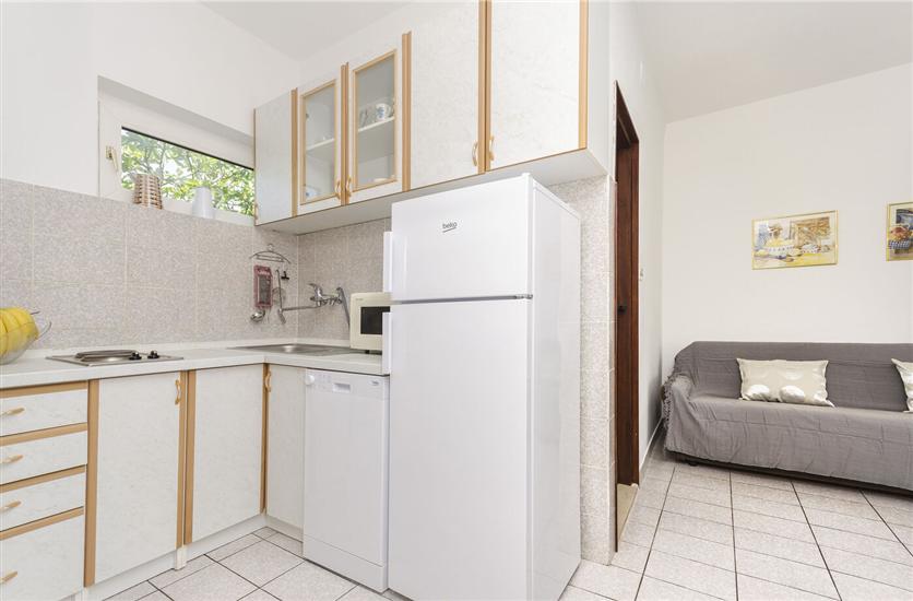 Apartment A1, for 5 persons