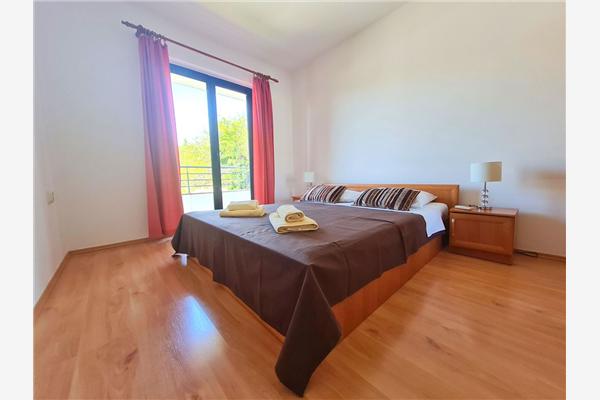 Apartment A4, for 6 persons