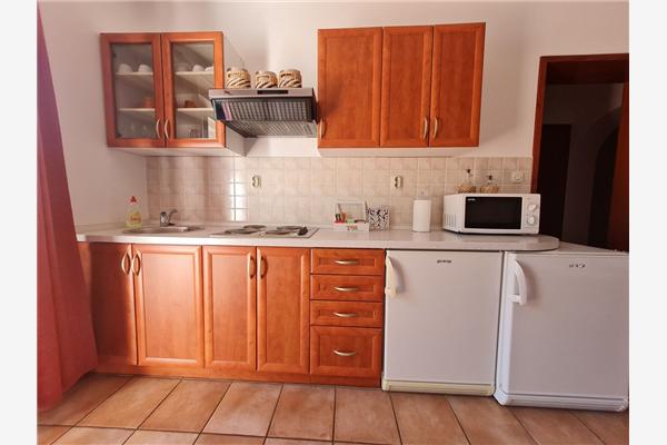 Apartment A4, for 6 persons