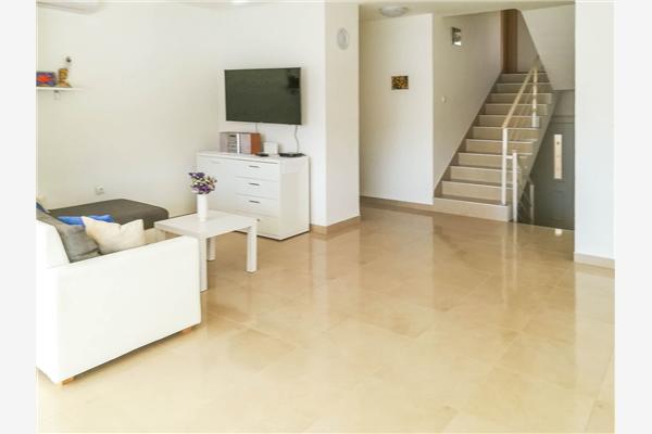 Apartment A1, for 8 persons