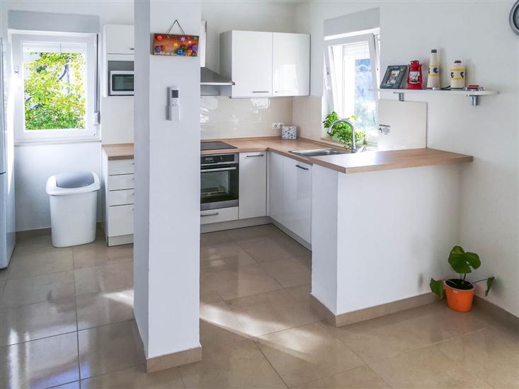 Apartment A1, for 8 persons