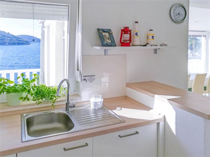 Apartment A1, for 8 persons