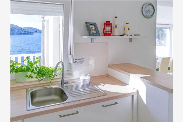 Apartment A1, for 8 persons