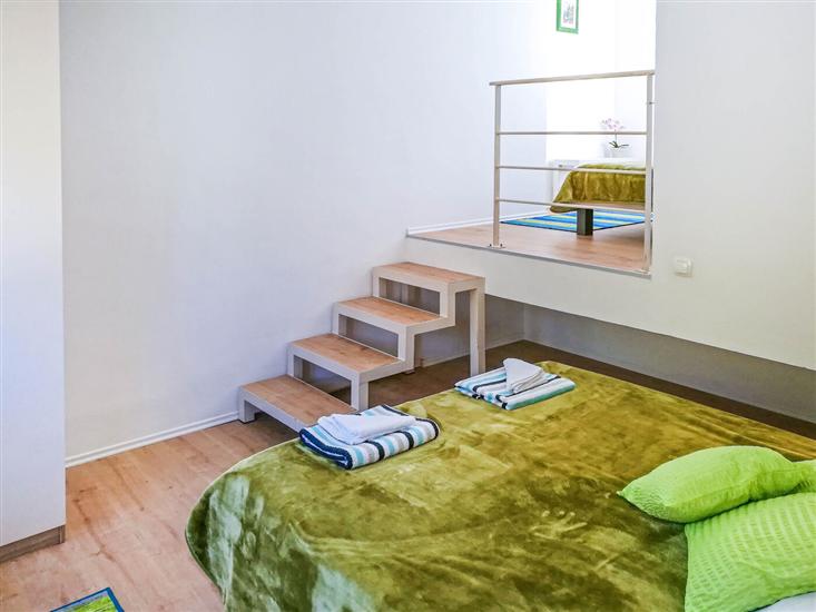 Apartment A1, for 8 persons