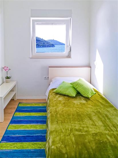 Apartment A1, for 8 persons