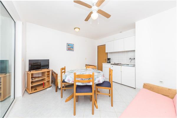 Apartment A1, for 4 persons