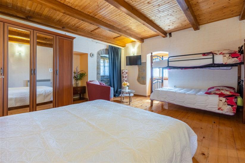 House K1, for 5 persons