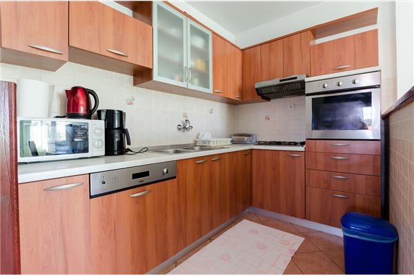 Apartment A2, for 8 persons