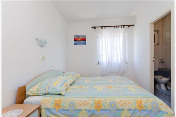 Apartment A2, for 8 persons