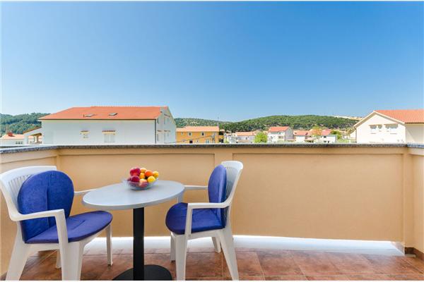 Apartment A2, for 8 persons