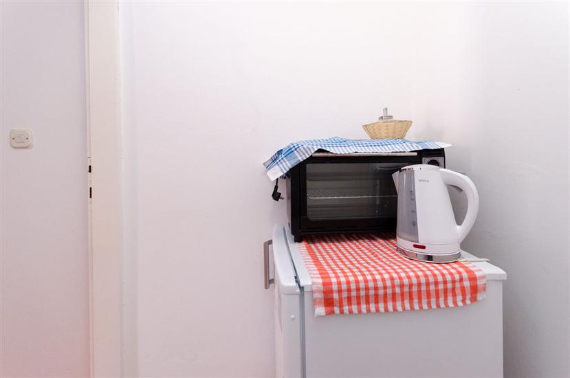 Room S1, for 2 persons