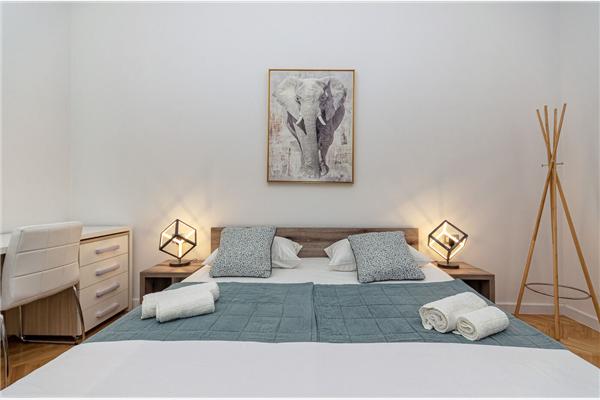 Apartment A1, for 5 persons