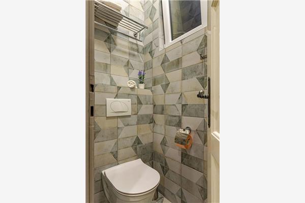 Apartment A1, for 5 persons