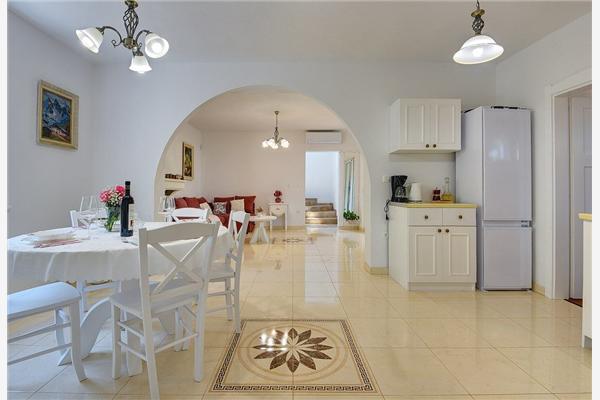 House K1, for 8 persons