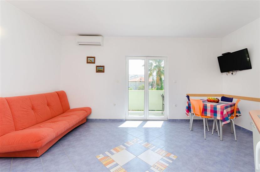 Apartment A1, for 2 persons