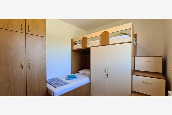 Apartment A1, for 6 persons