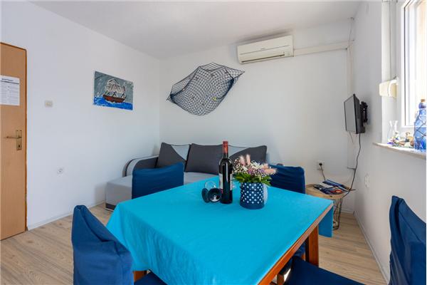 Apartment A1, for 3 persons