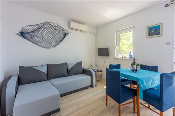 Apartment A1, for 3 persons