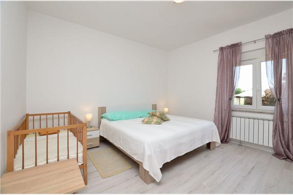 Apartment A1, for 8 persons