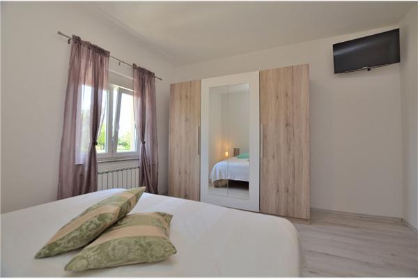 Apartment A1, for 8 persons