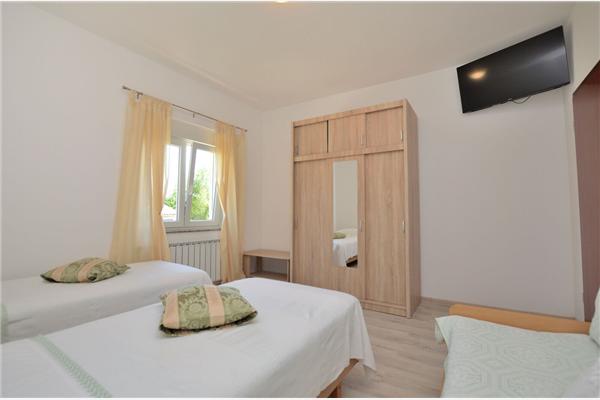 Apartment A1, for 8 persons