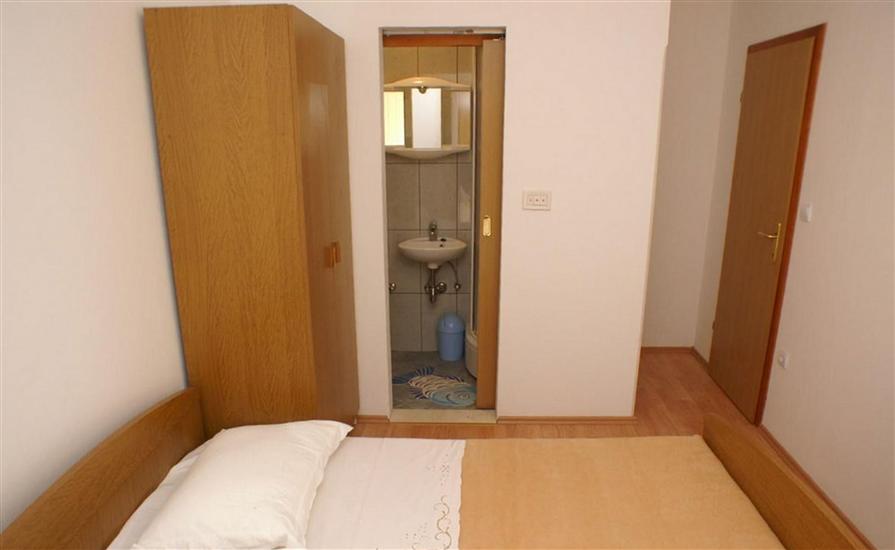Apartment A1, for 7 persons