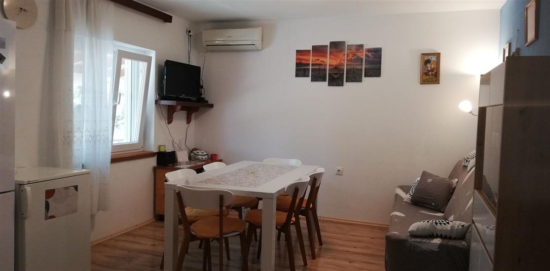 House K1, for 5 persons