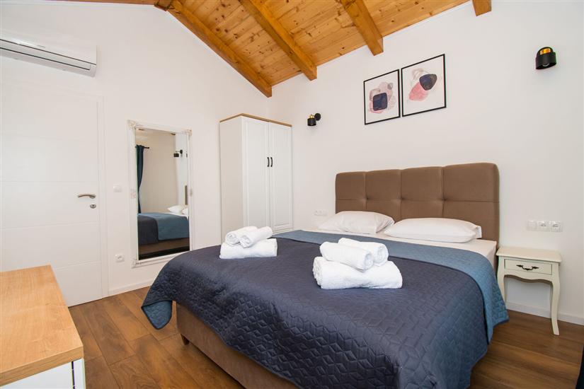 House K1, for 5 persons