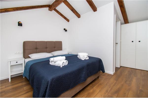 House K1, for 5 persons