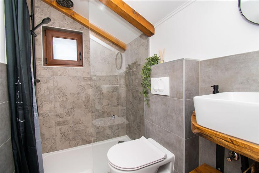 House K1, for 5 persons