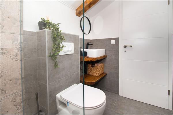 House K1, for 5 persons