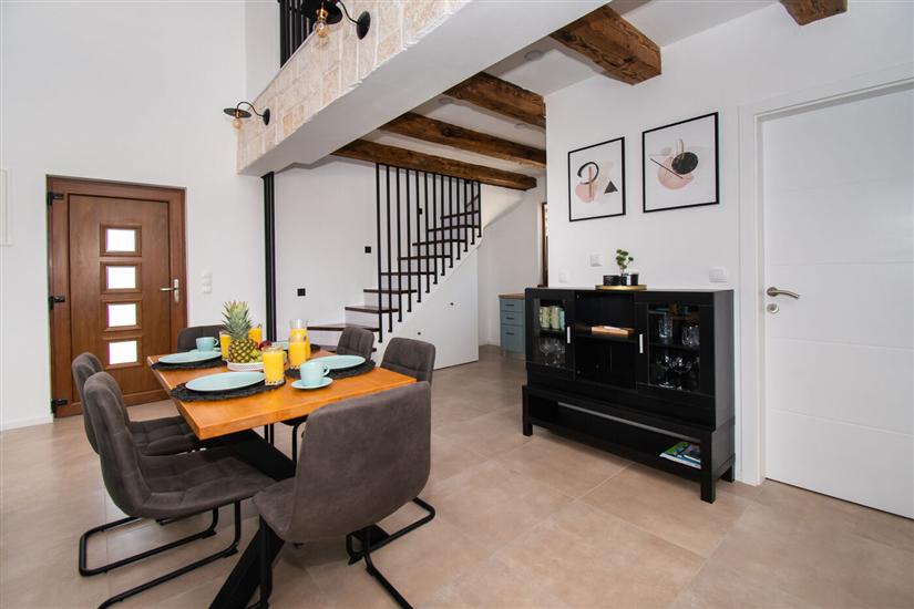 House K1, for 5 persons