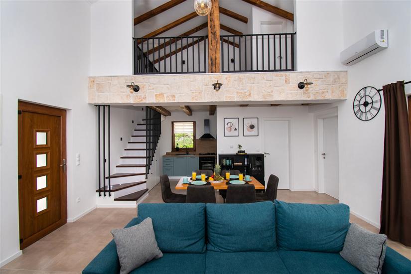 House K1, for 5 persons