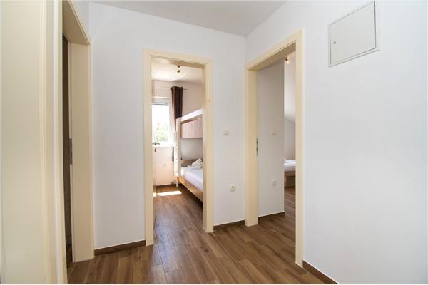 Apartment A2, for 6 persons