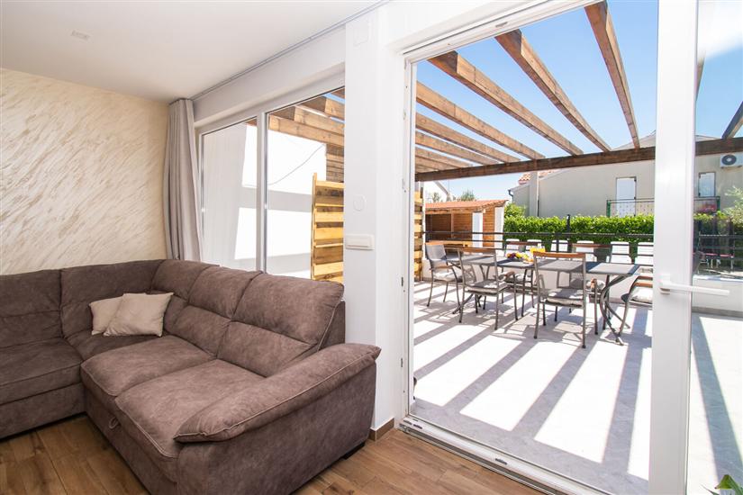 Apartment A2, for 6 persons