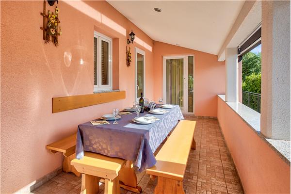 House K1, for 8 persons