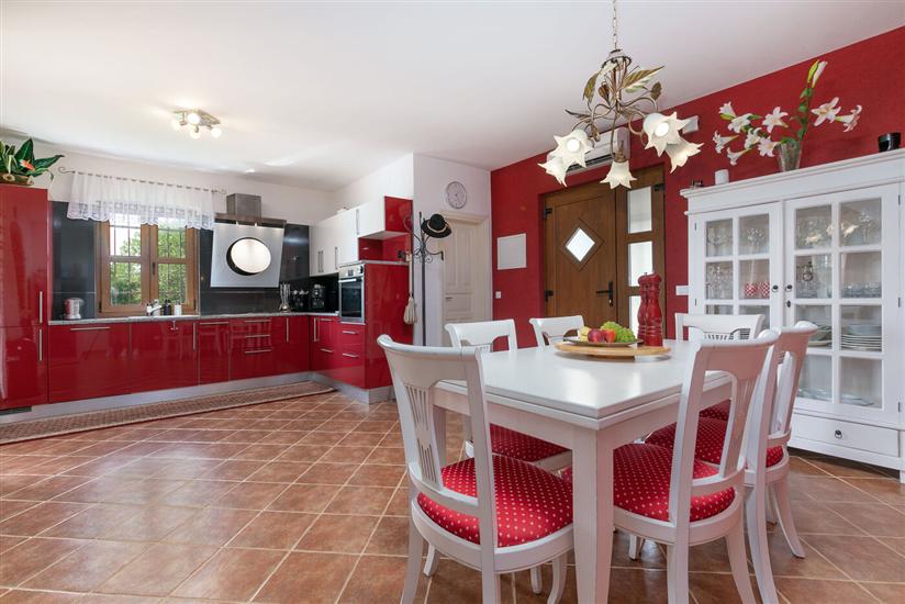 House K1, for 8 persons